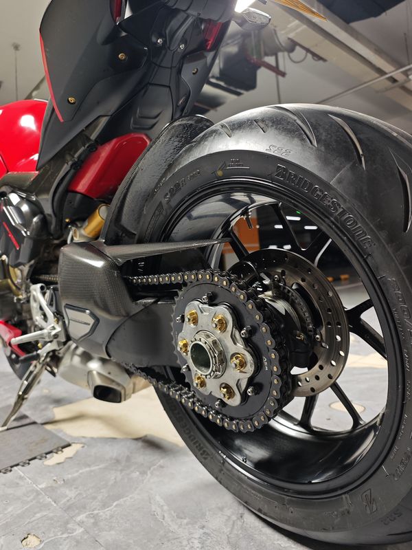 二手杜卡迪Street Fighter V4