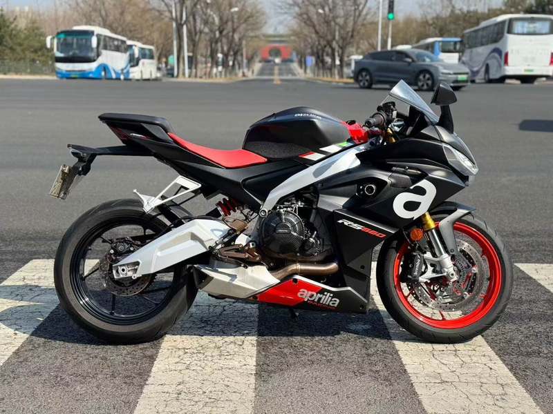 二手阿普利亚RS 660 