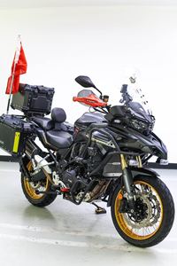 二手贝纳利TRK552