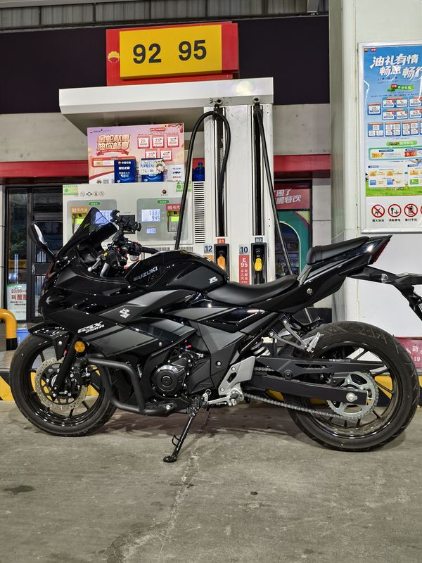 二手豪爵铃木GSX250R
