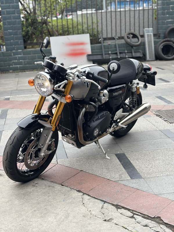 二手凯旋Thruxton
