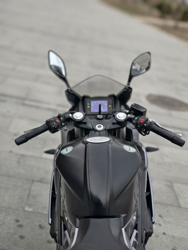 二手贝纳利龙卷风 Tornado 252R