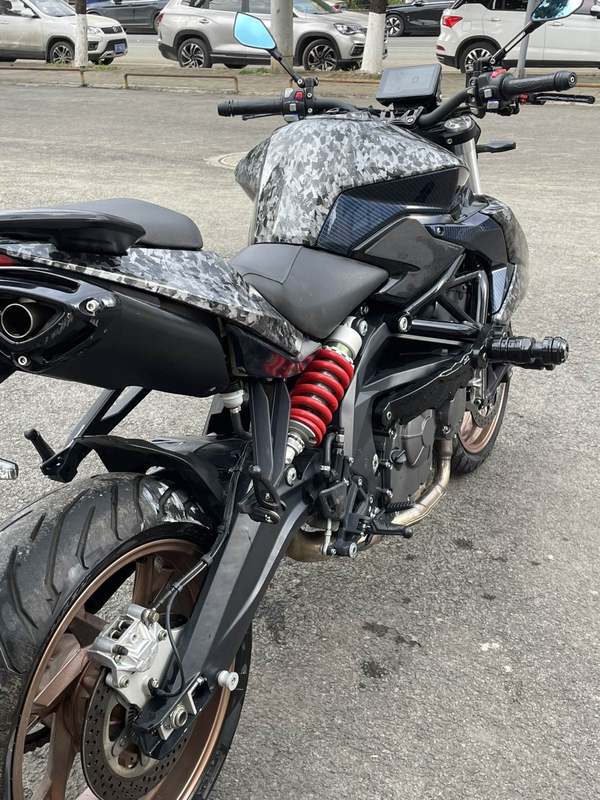 二手贝纳利TNT600i