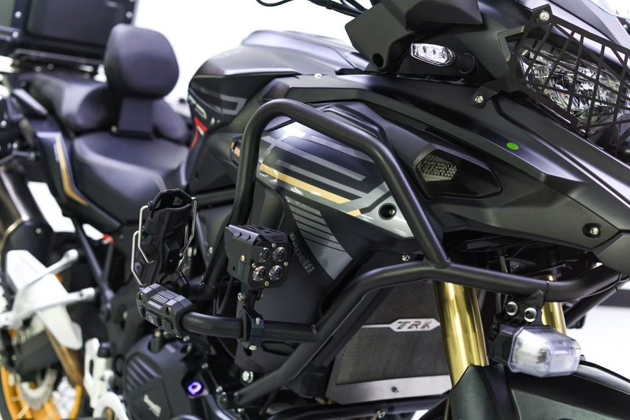 二手贝纳利TRK552