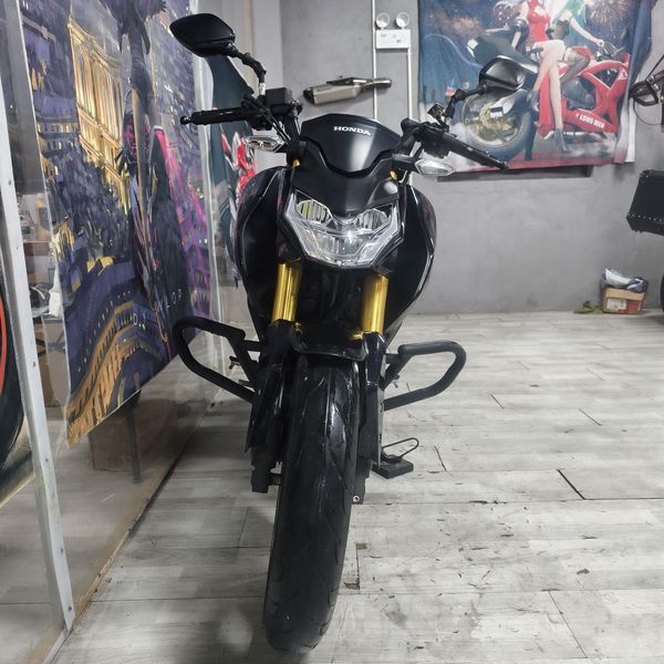 二手五羊本田CB190R 暴锋眼