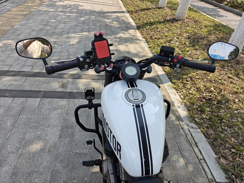 二手QJMOTOR闪300