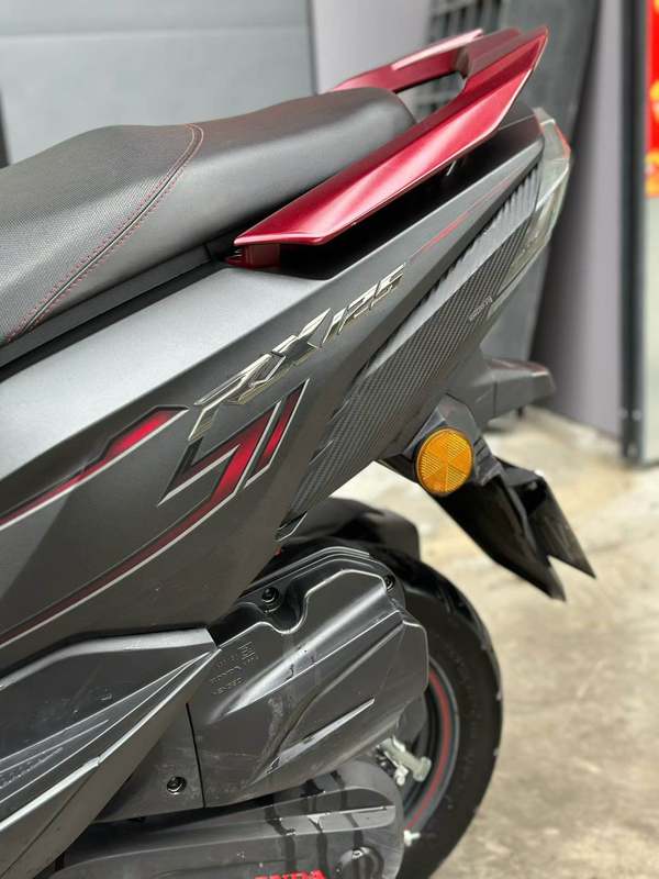 二手新大洲本田裂行 RX125Fi