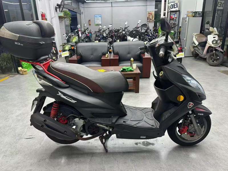 二手光阳弯道情人150 KCC