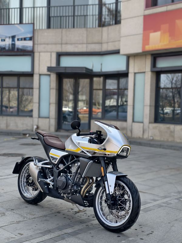 二手凯越321F-Cafe