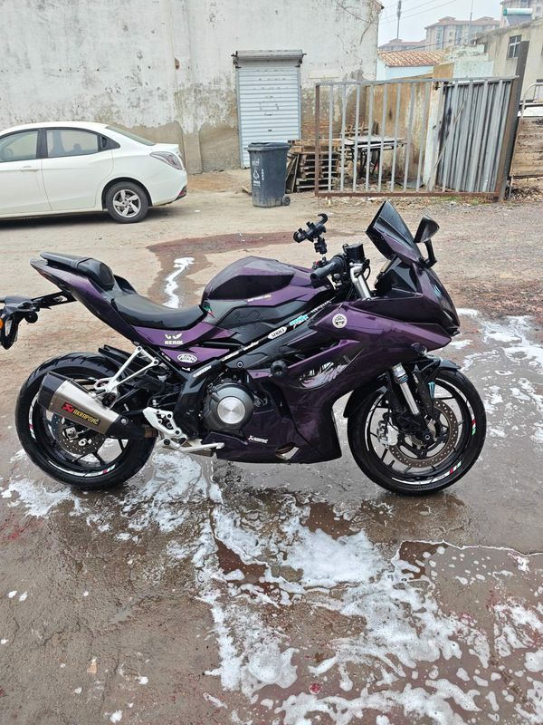 二手贝纳利龙卷风 Tornado 252R