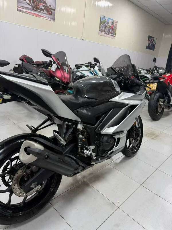 二手雅马哈YZF-R3
