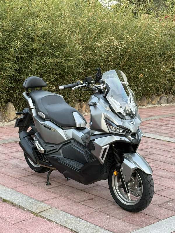 二手三阳哈士奇 Husky ADV150