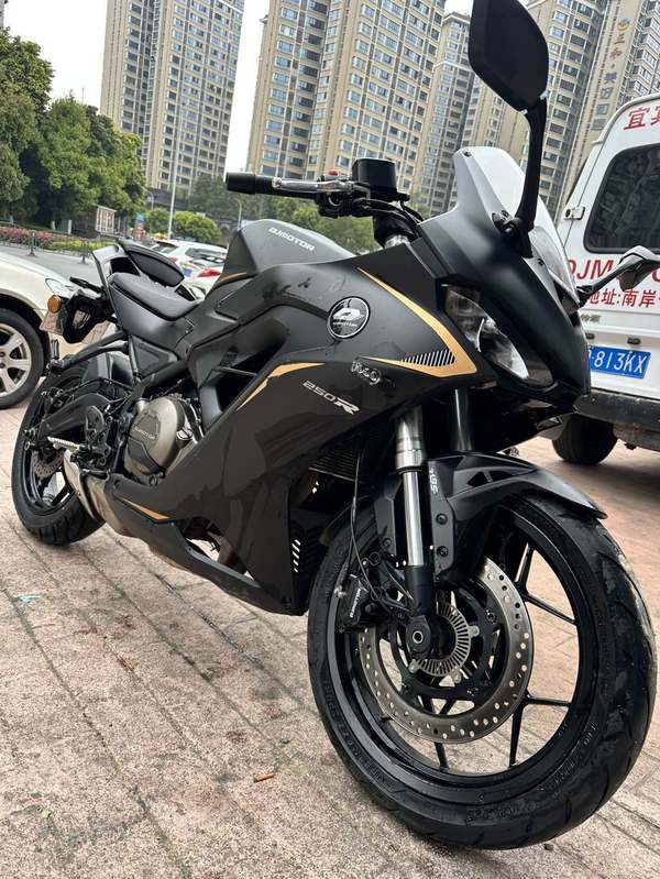 二手QJMOTOR赛250