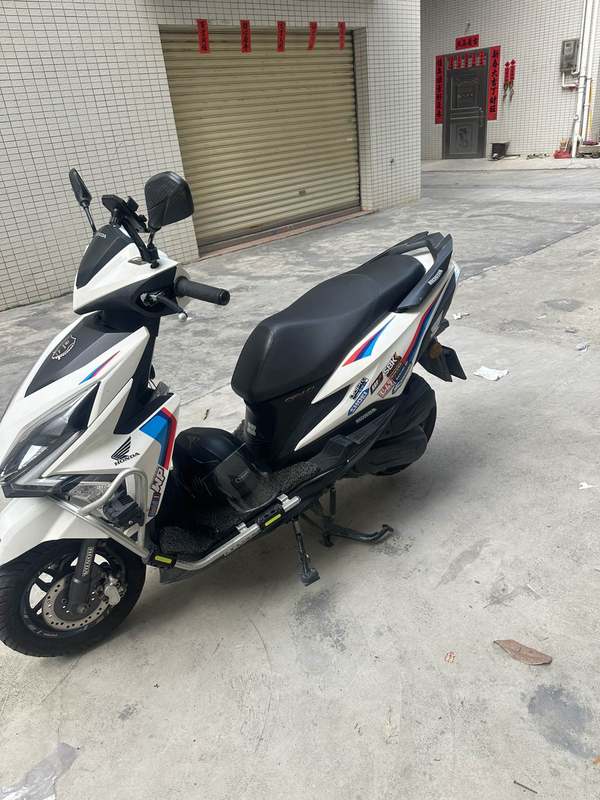 二手新大洲本田裂行 RX125Fi