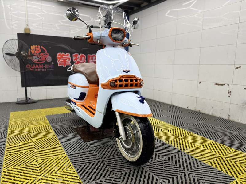 二手维多利亚Sixties 150i