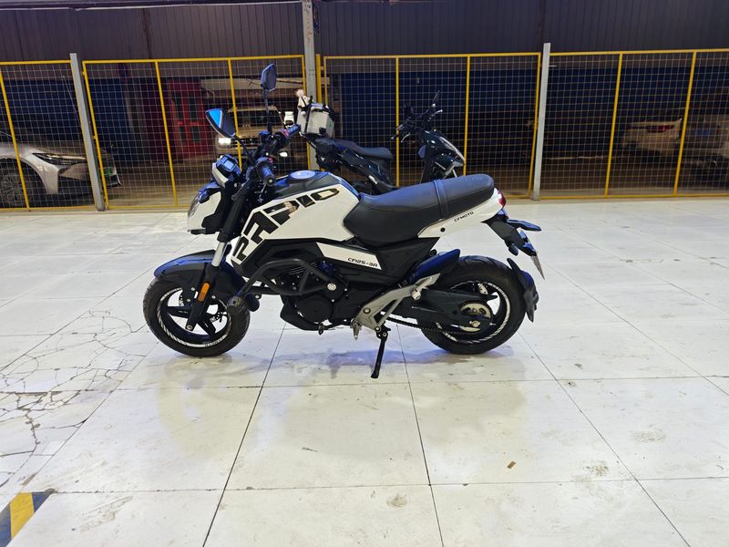 二手春风ST狒狒