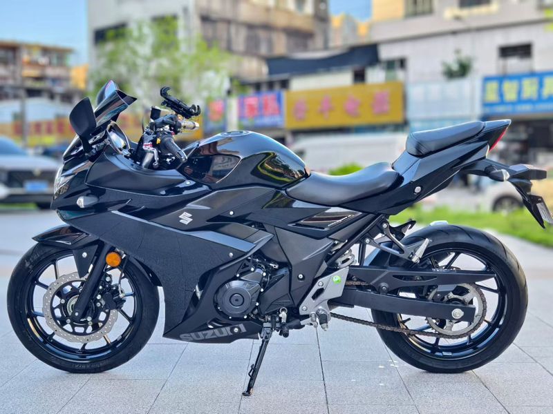 二手豪爵铃木GSX250R