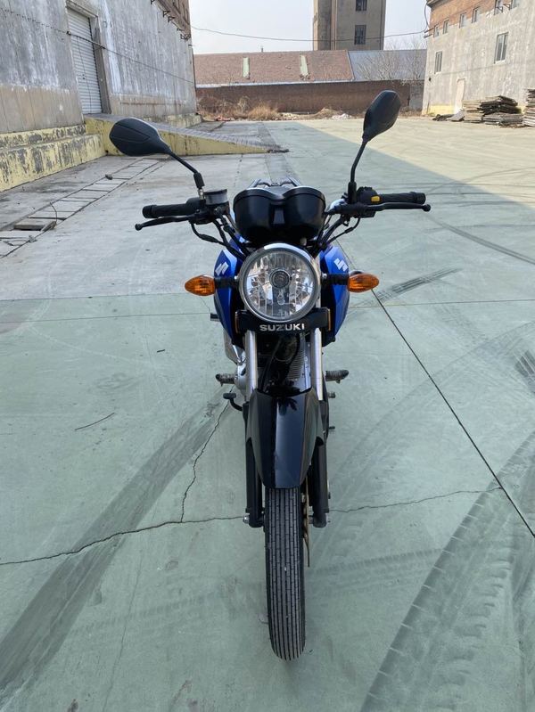 二手济南铃木骏威GSX125 高级版