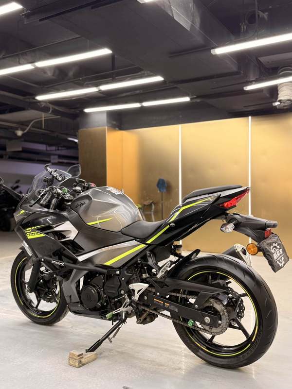 二手川崎Ninja 400