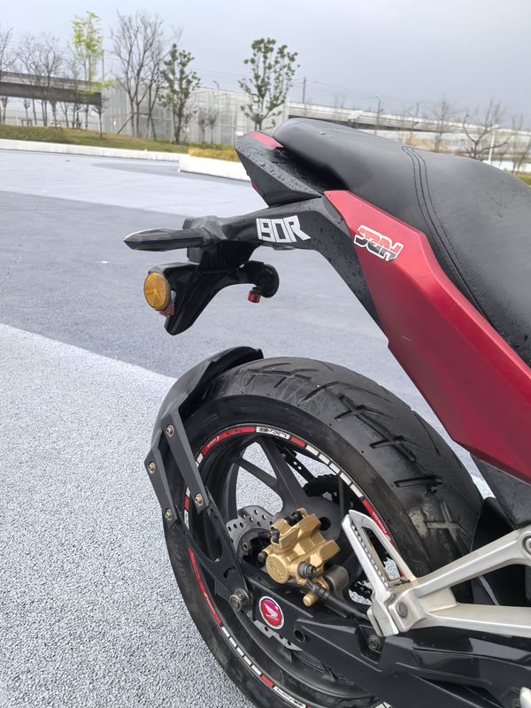 二手五羊本田CB190R 暴锋眼