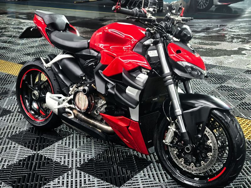 二手杜卡迪Street Fighter V2