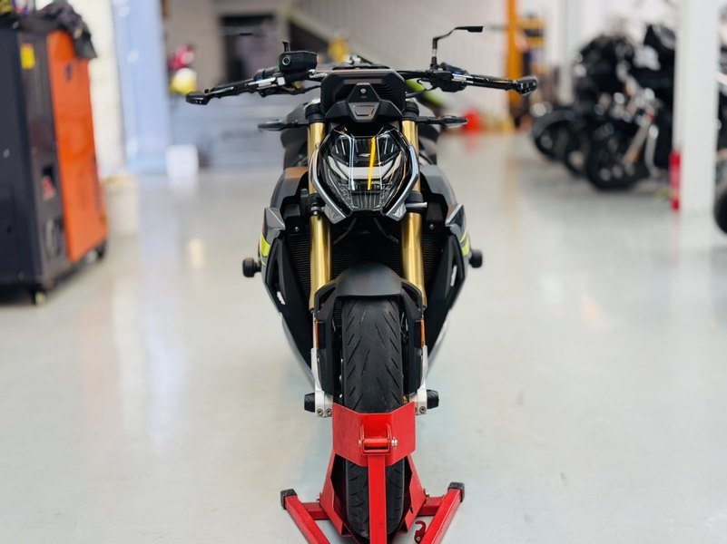 二手宝马S 1000 R
