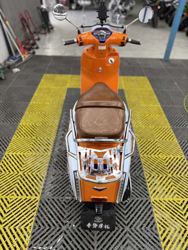 二手维多利亚Sixties 150i