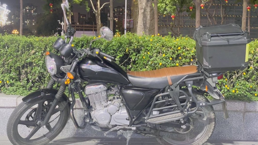 二手济南铃木酷飚150