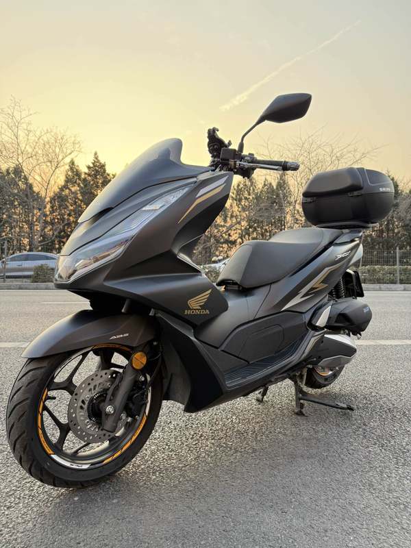 二手五羊本田PCX