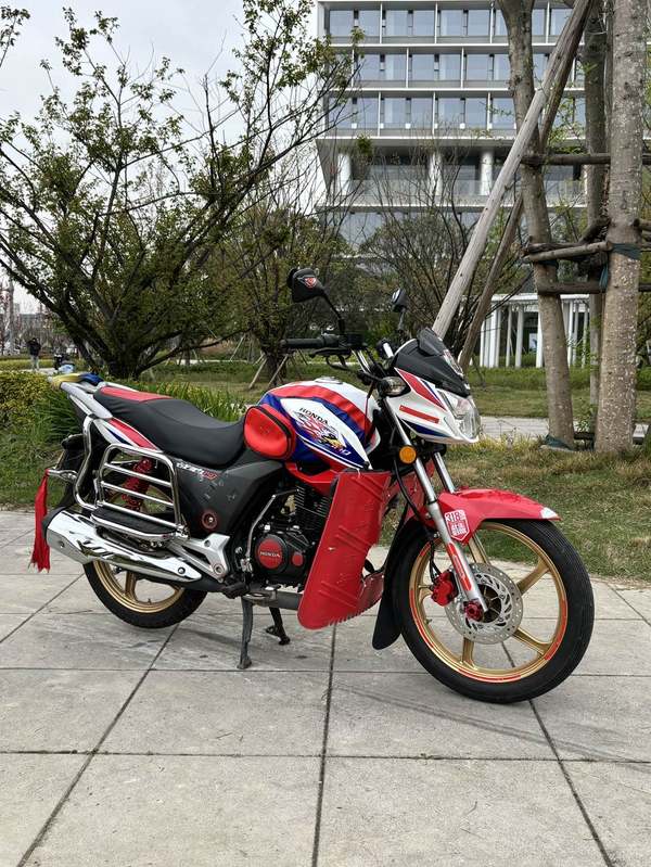 二手新大洲本田战豹150