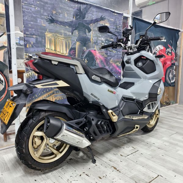 二手三阳哈士奇 Husky ADV150