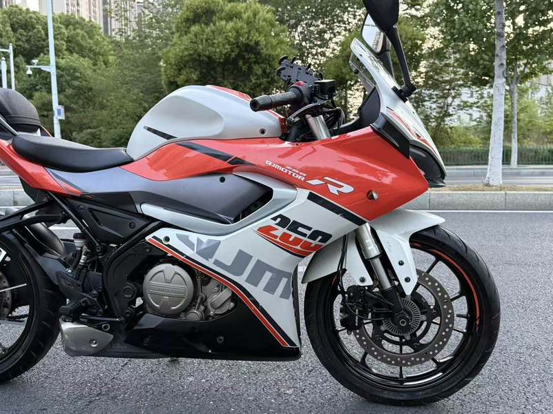 二手QJMOTOR赛250