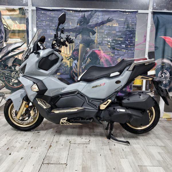 二手三阳哈士奇 Husky ADV150