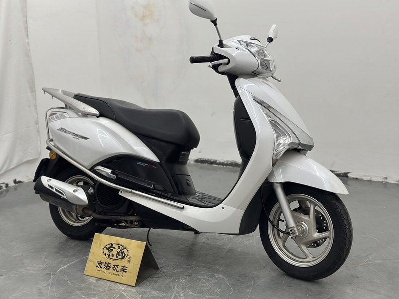 二手五羊本田SCR110 佳御