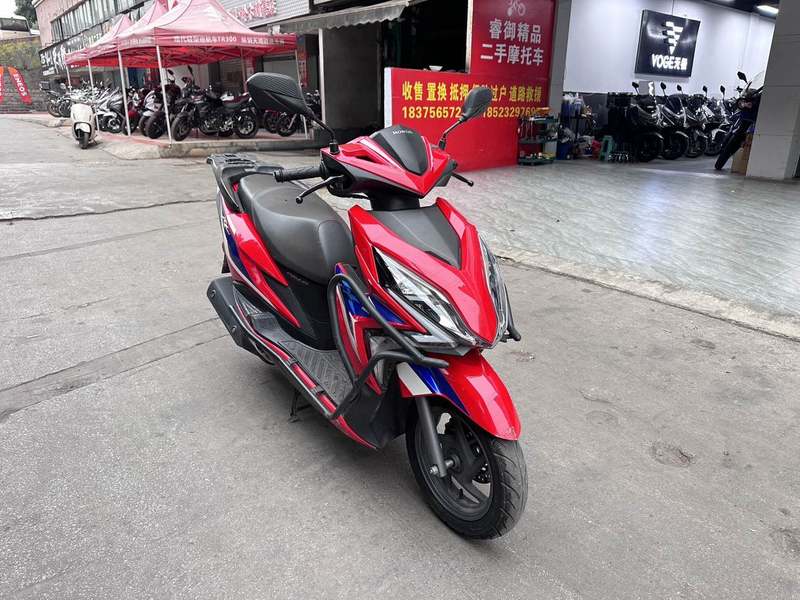 二手新大洲本田裂行 RX125Fi