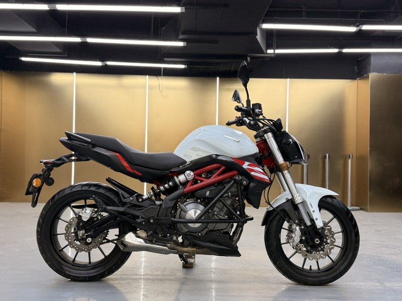 二手贝纳利蓝宝龙 BN302S