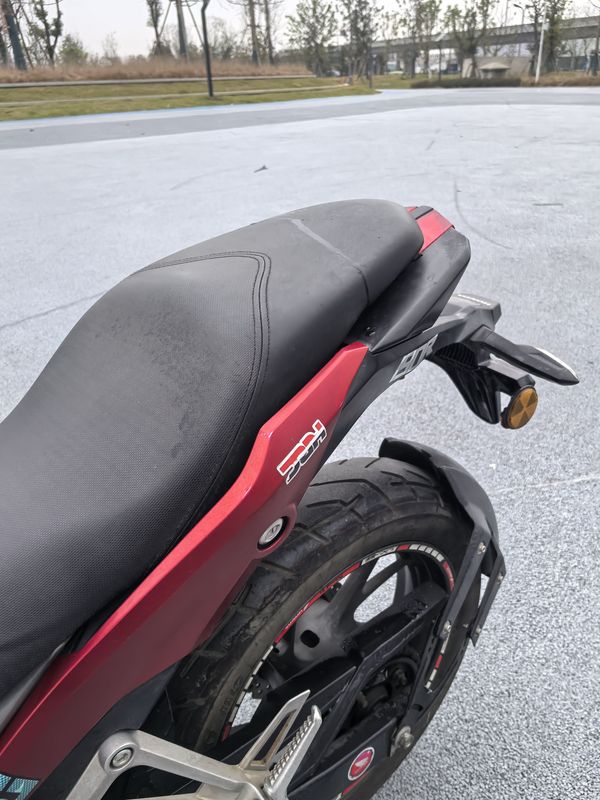 二手五羊本田CB190R 暴锋眼