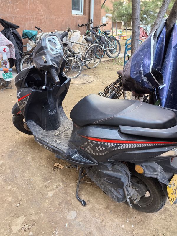 二手新大洲本田裂行 RX125Fi