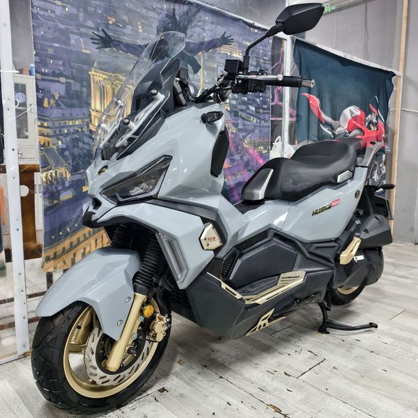 二手三阳哈士奇 Husky ADV150