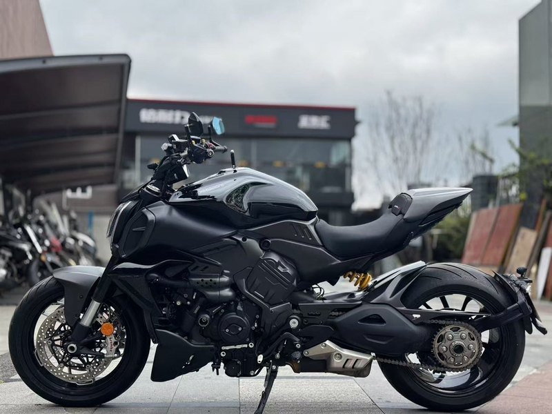 二手杜卡迪Diavel V4
