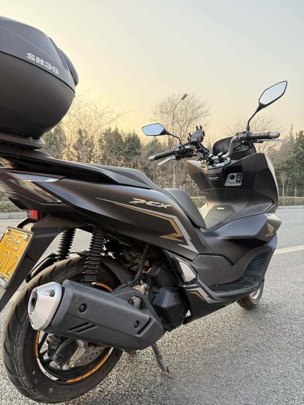 二手五羊本田PCX