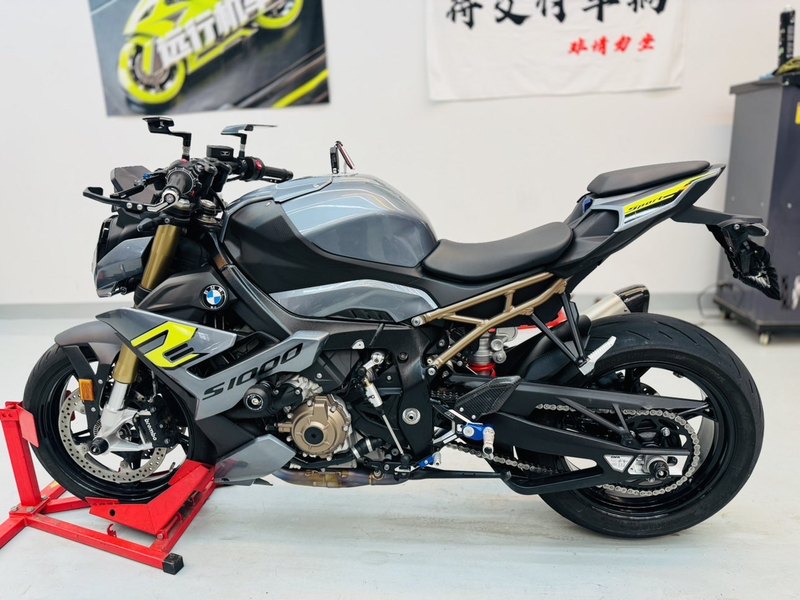 二手宝马S 1000 R