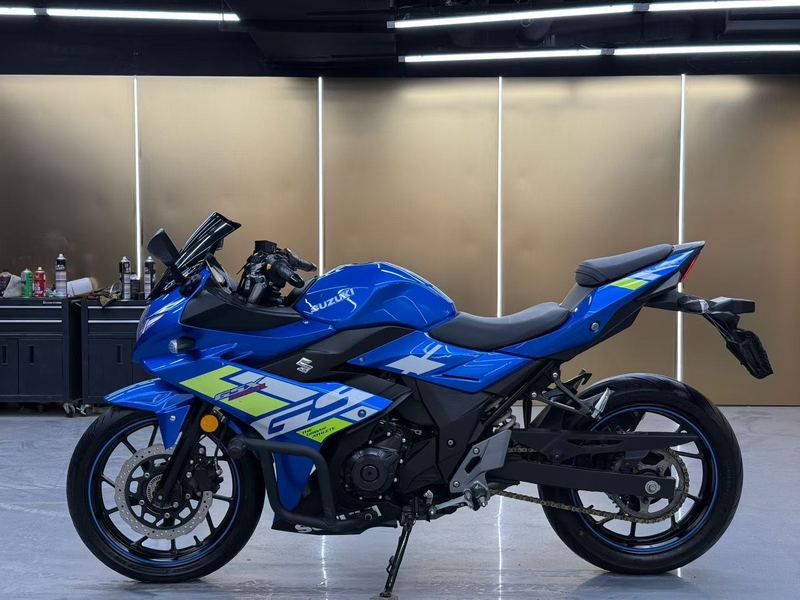 二手豪爵铃木GSX250R
