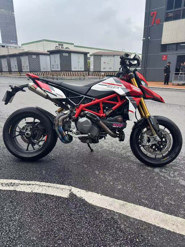 二手杜卡迪Hypermotard 950