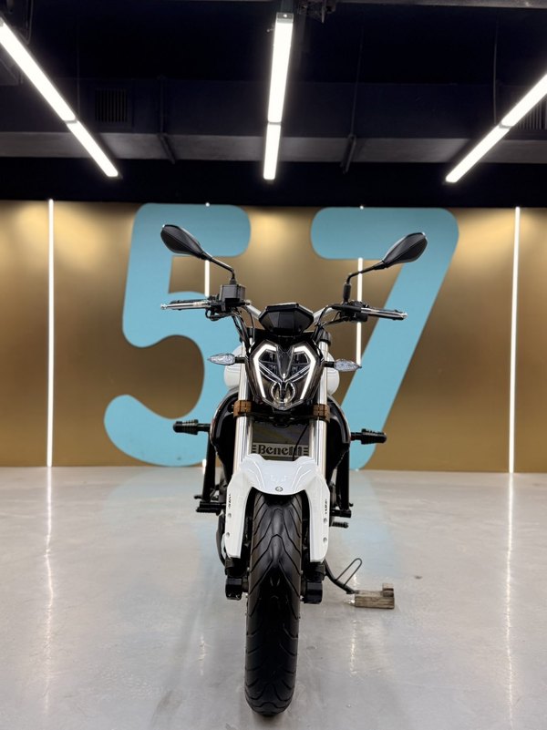 二手贝纳利蓝宝龙 BN302S