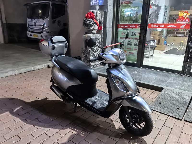 二手五羊本田Spacy125