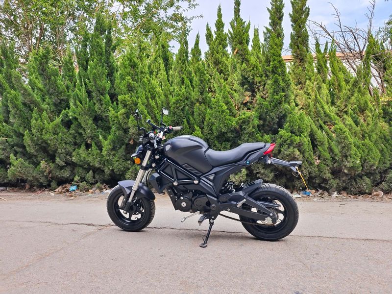 二手银钢小怪兽150