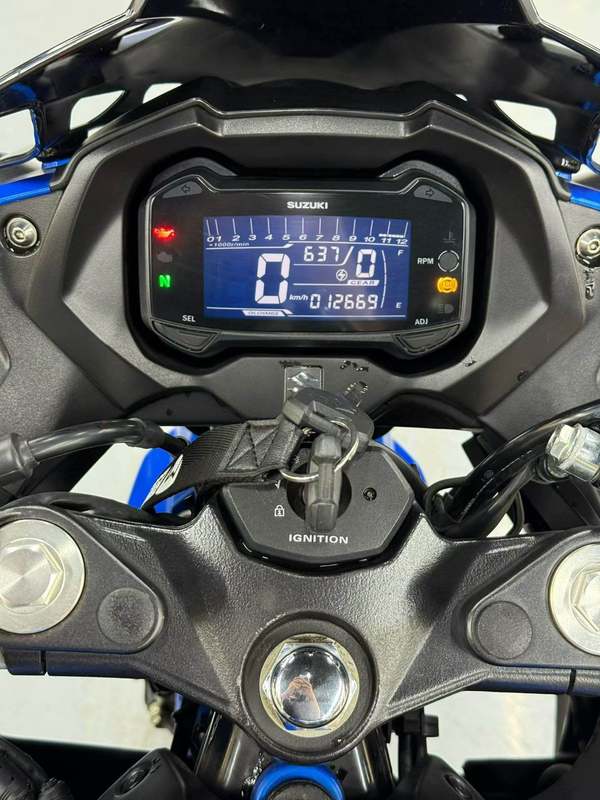 二手豪爵铃木GSX250R