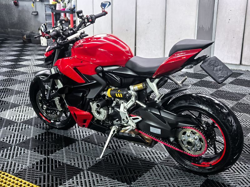 二手杜卡迪Street Fighter V2