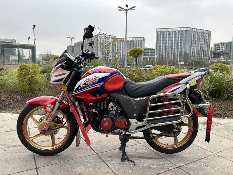 二手新大洲本田战豹150